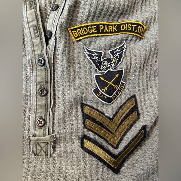 We The Free Olive Henley Waffle Knit Top with Patches XS - Picture 4 of 6